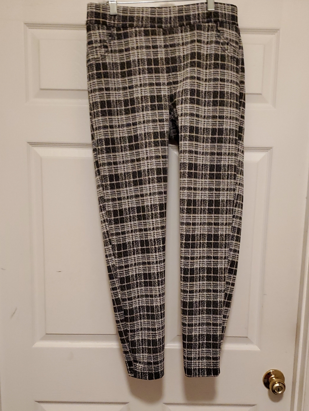 Plaid Skinny Ponte Pants in Black & White